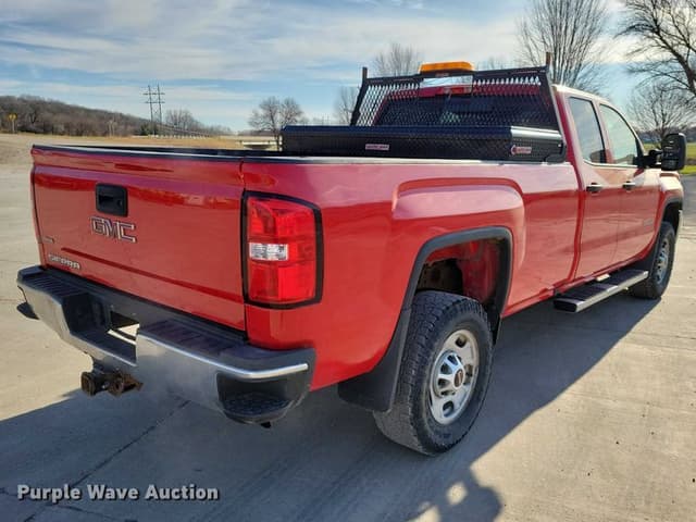 Image of GMC 2500HD equipment image 4