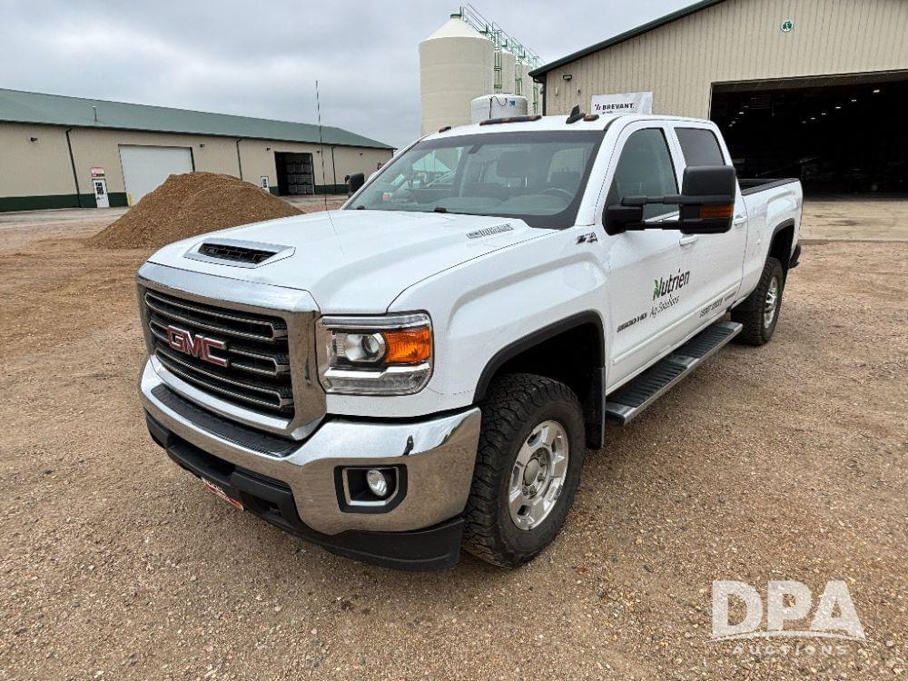 Image of GMC 2500HD Primary image