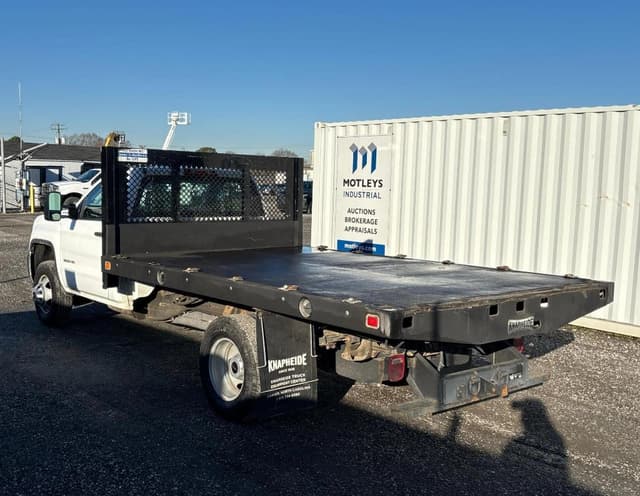 Image of GMC 3500HD equipment image 1