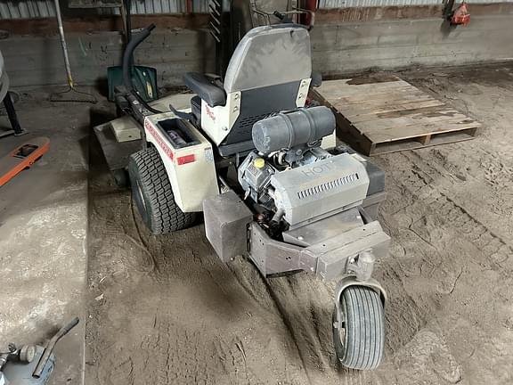 Image of Grasshopper 623T equipment image 2