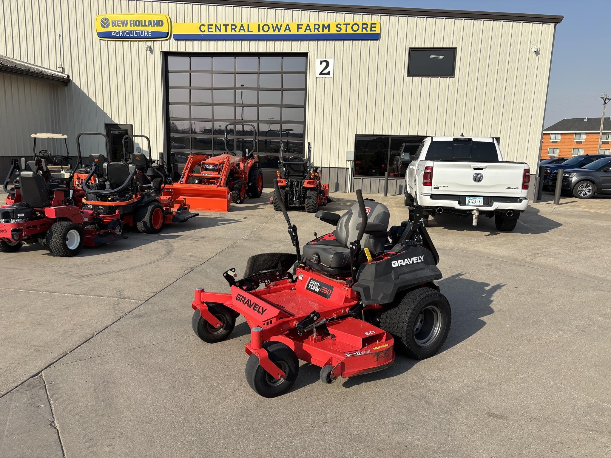 2017 Gravely Pro-Turn 260 Equipment Image0