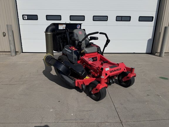 2017 Gravely ZT HD Equipment Image0