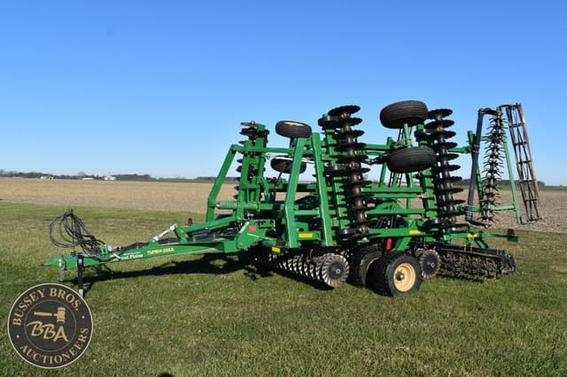 Image of Great Plains 2400TM equipment image 2