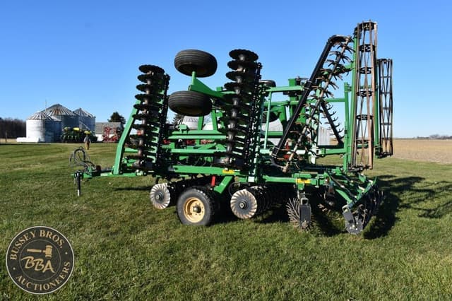 Image of Great Plains 2400TM equipment image 4