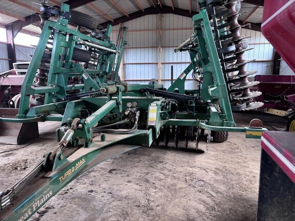 2017 Great Plains 2400TM Equipment Image0