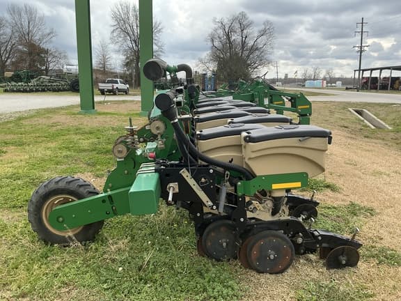 Image of Great Plains 3PYPA-24TR40 equipment image 2