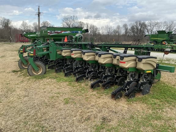 Image of Great Plains 3PYPA-24TR40 equipment image 4