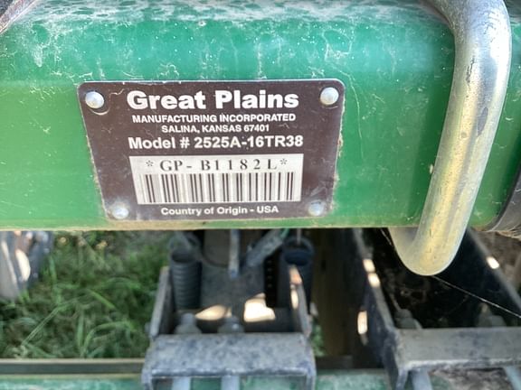 2017 Great Plains 2525A Planting Grain Drills For Sale | Tractor Zoom