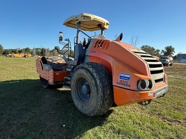 Image of Hamm H12i equipment image 4