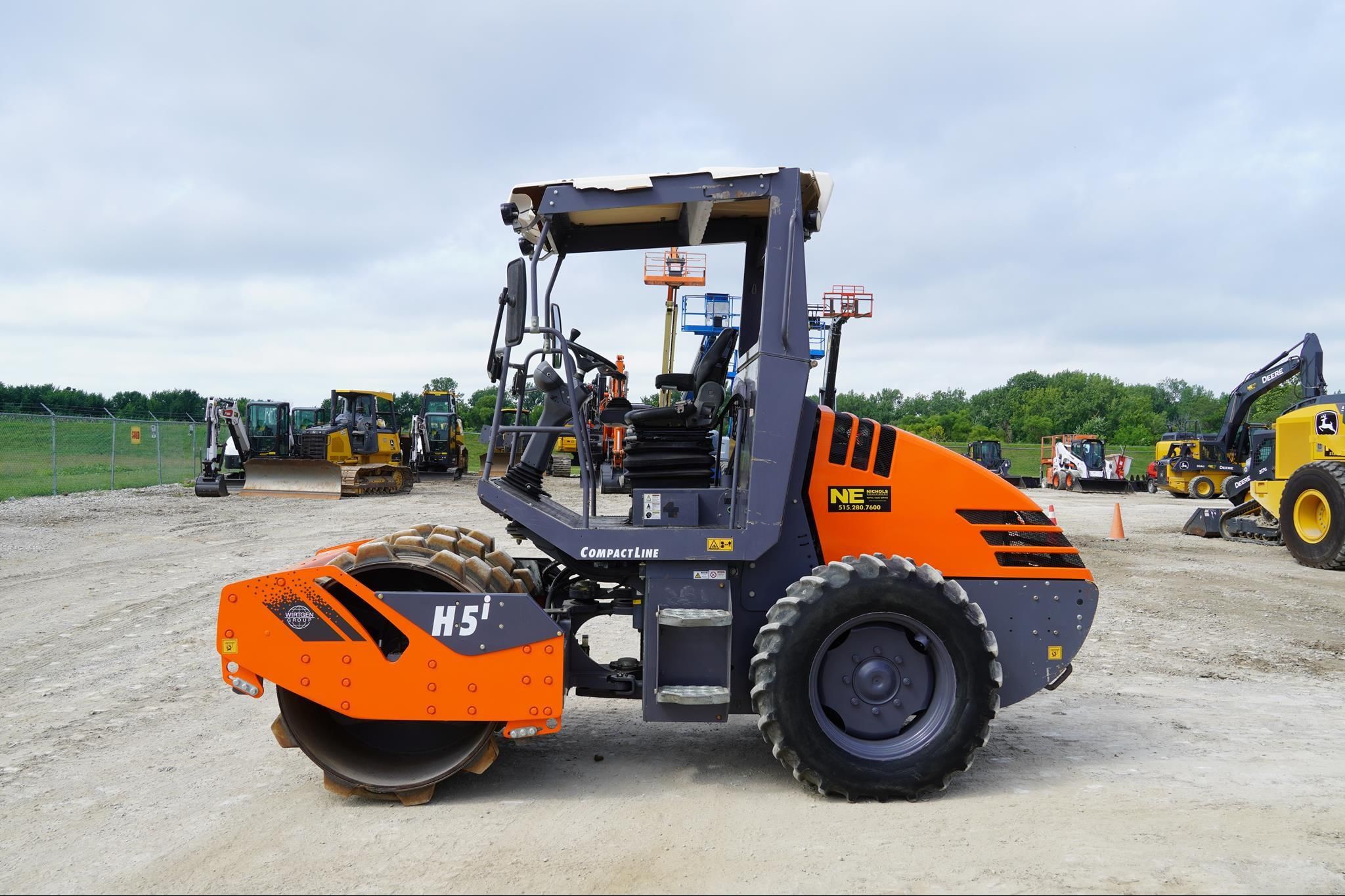 2017 Hamm H5I Equipment Image0