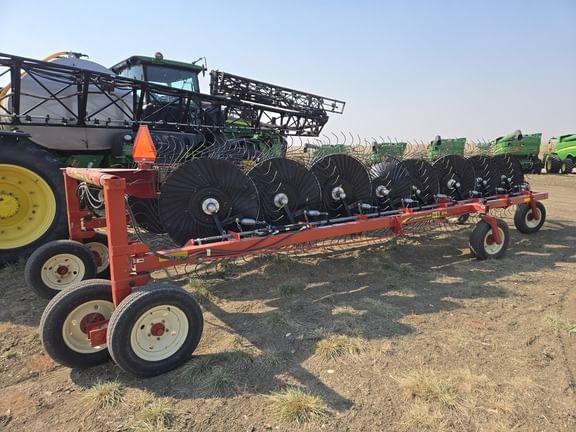 2017 H&S HC5114 Equipment Image0