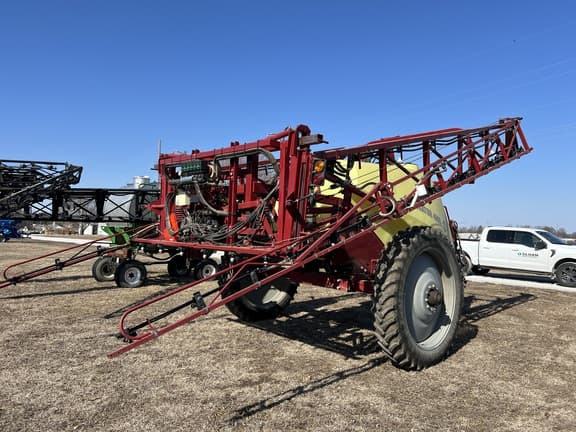 Image of Hardi Navigator 4000 equipment image 2