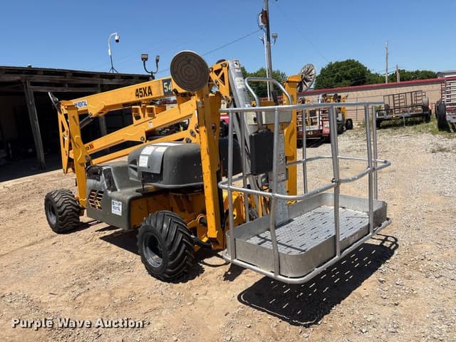 Image of Haulotte 45XA equipment image 2