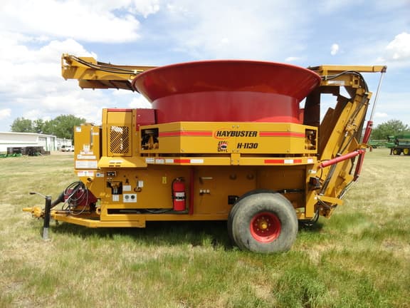 Image of Haybuster H-1130 equipment image 3