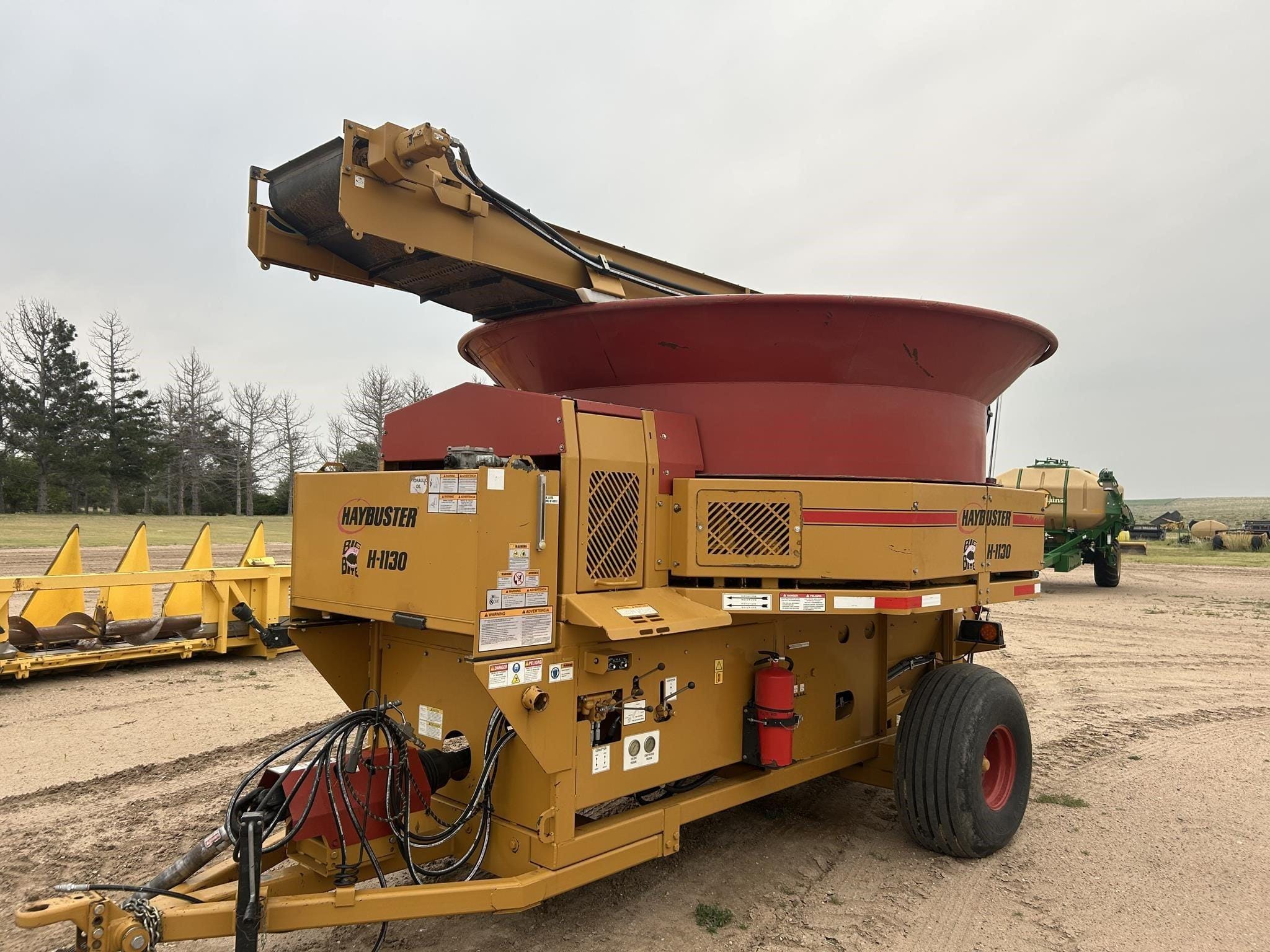 2017 Haybuster H-1130 Equipment Image0