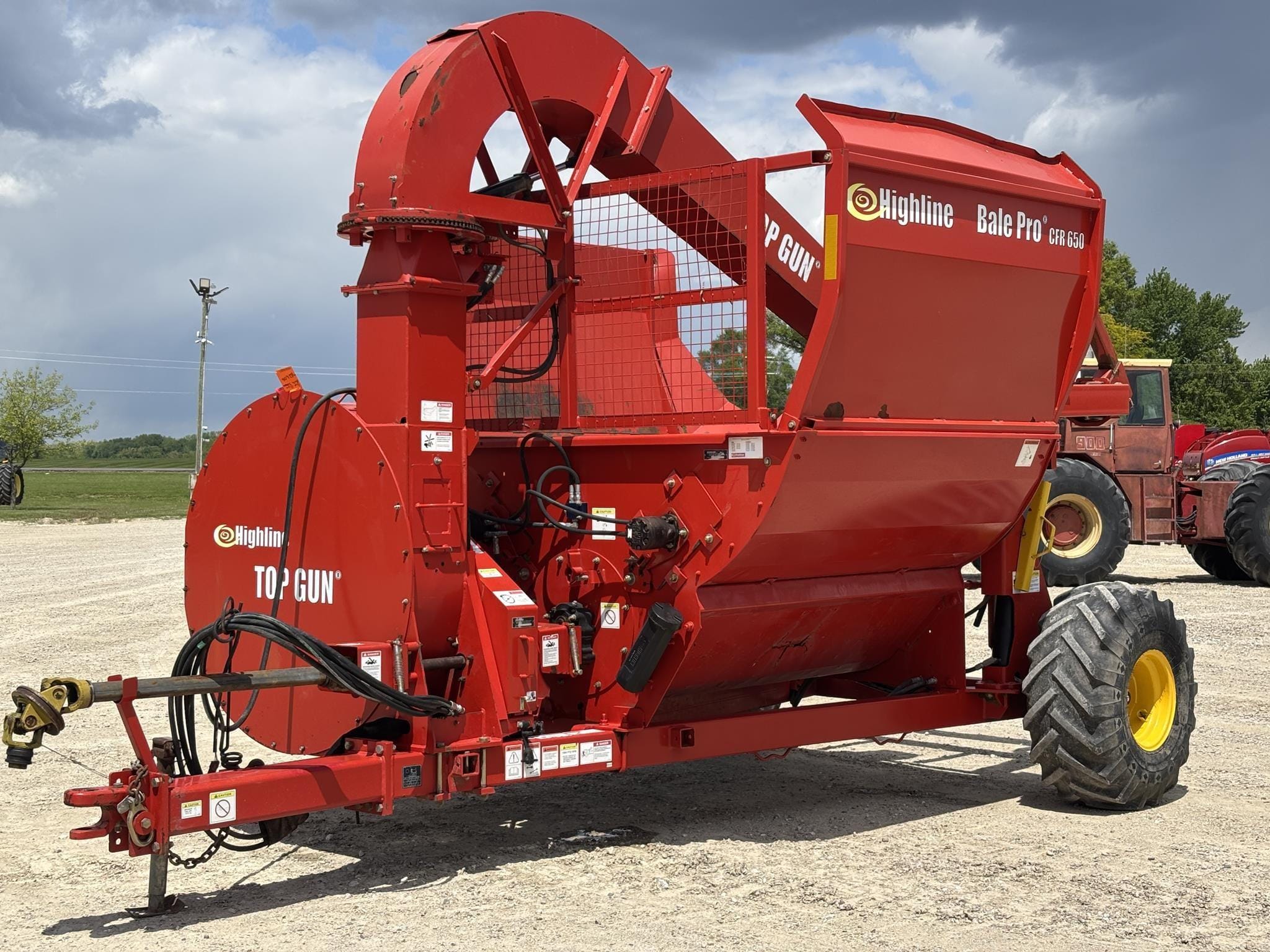 2017 Highline Bale Pro CFR 650 Equipment Image0
