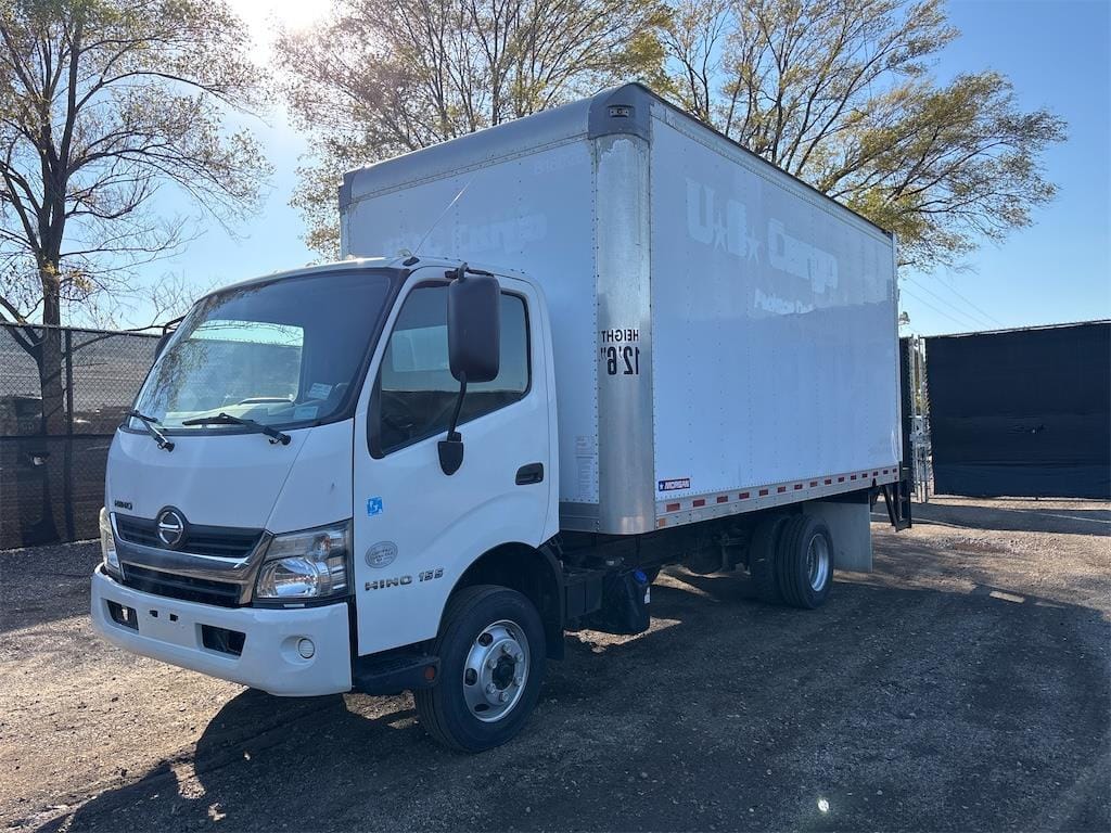 2017 Hino 155 Equipment Image0