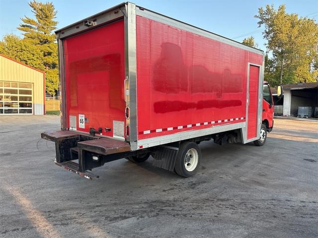 Image of Hino 195 equipment image 4