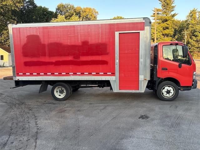 Image of Hino 195 equipment image 3