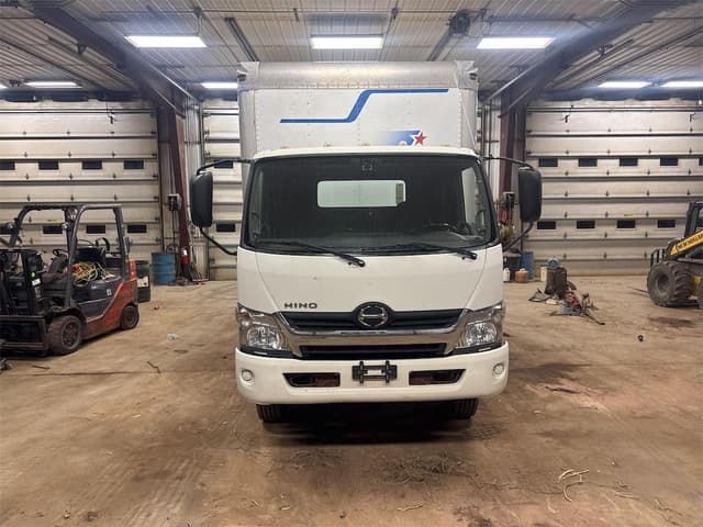 Image of Hino 195 equipment image 1