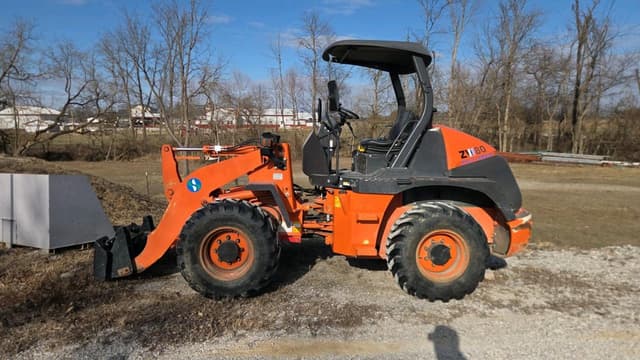 Image of Hitachi ZW80-5B equipment image 1