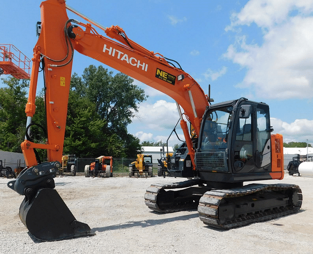 Image of Hitachi ZX135US-6 equipment image 2
