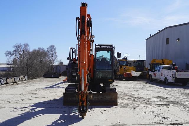 Image of Hitachi ZX135US-6 equipment image 2