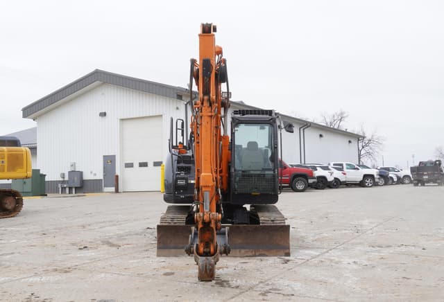 Image of Hitachi ZX135US-6 equipment image 4