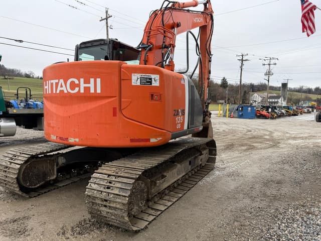 Image of Hitachi ZX135US-6 equipment image 4