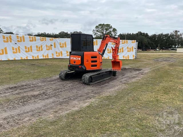 Image of Hitachi ZX55USR equipment image 4