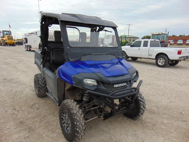 Image of Honda Pioneer 700 equipment image 2