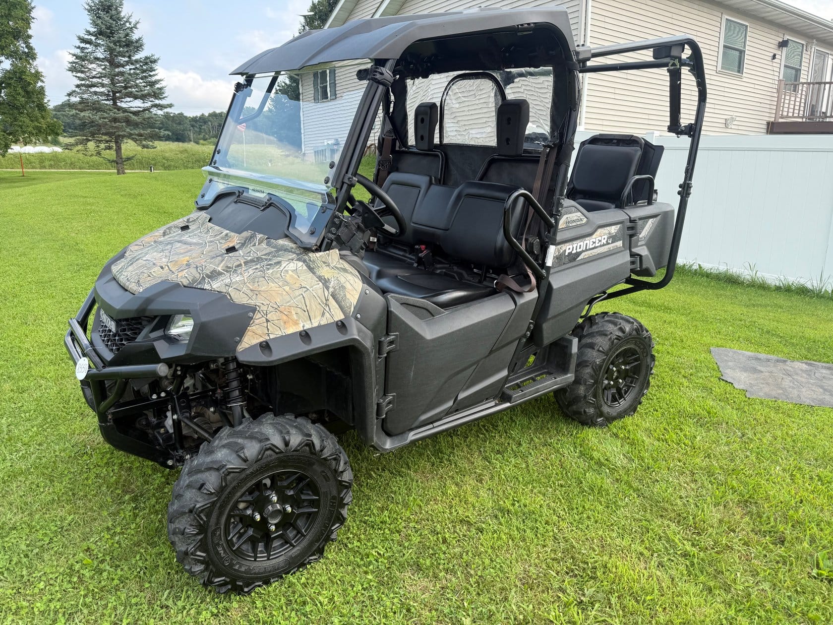 2017 Honda Pioneer 700-4 Equipment Image0