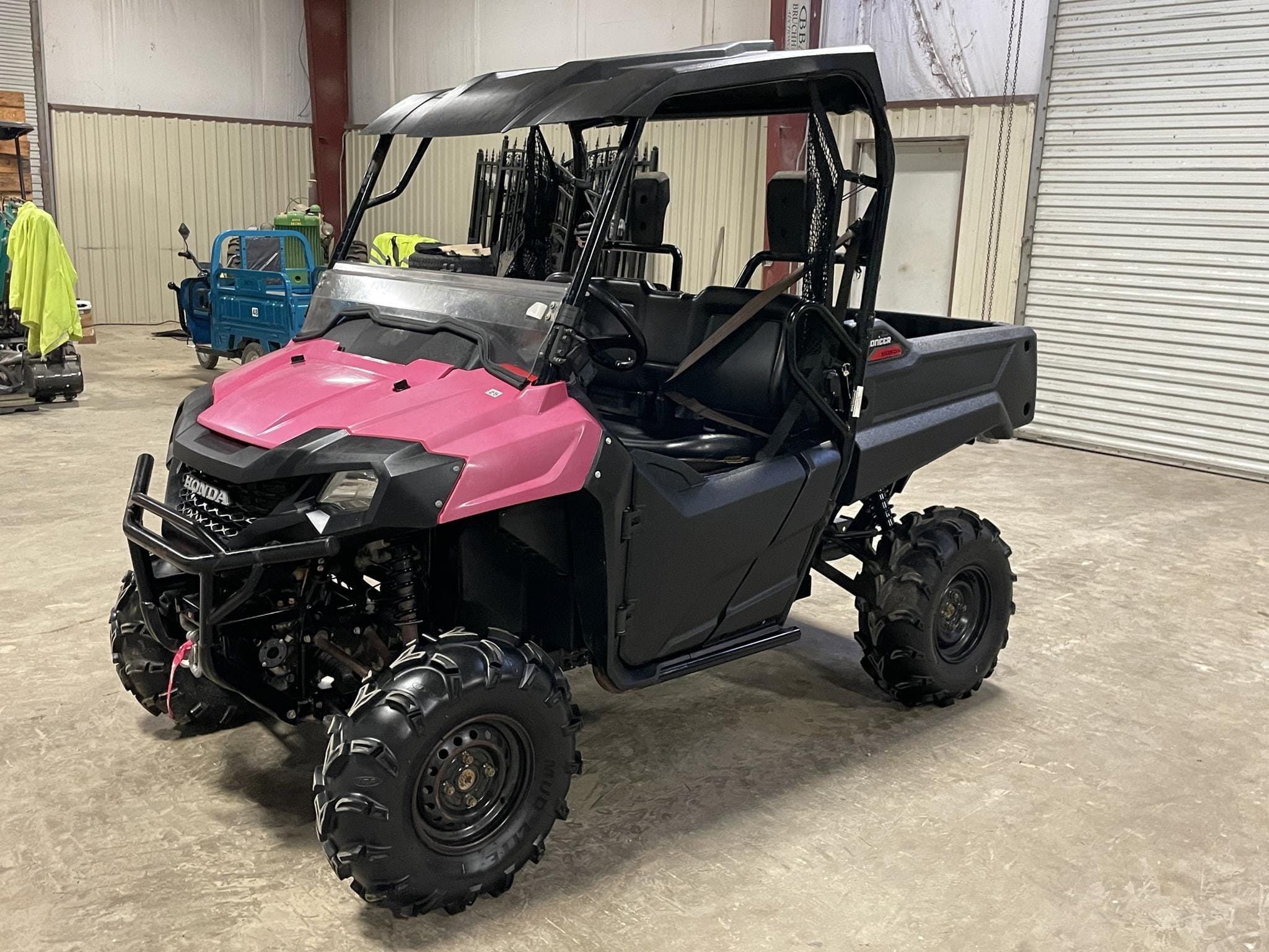 2017 Honda Pioneer 700 Equipment Image0