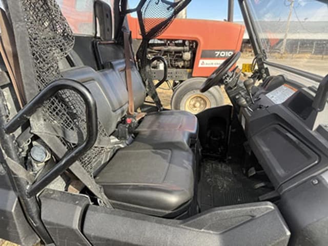 Image of Honda Pioneer 700 equipment image 3