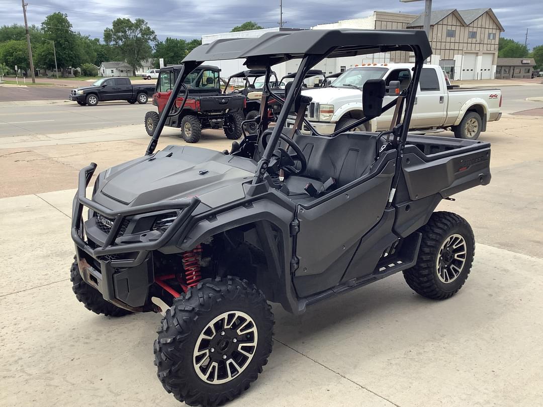 Image of Honda Pioneer 1000 Primary image