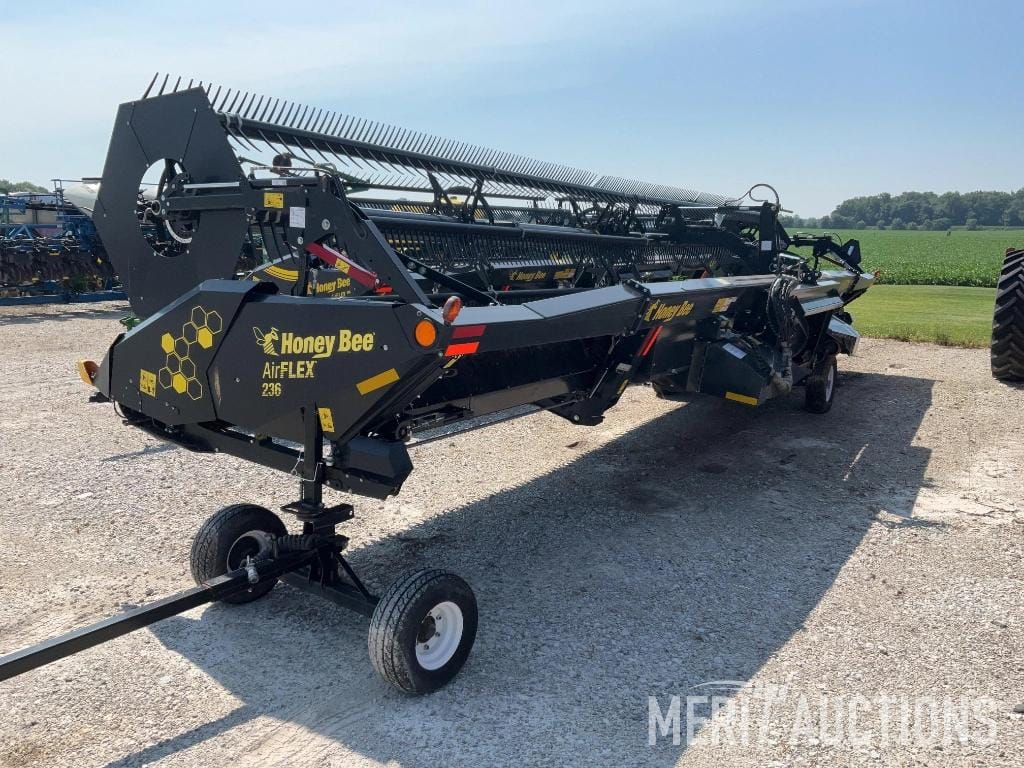 2017 Honey Bee AF236 Equipment Image0