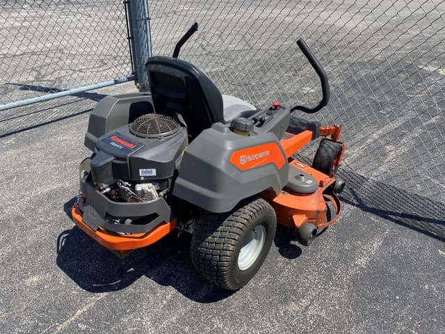 Image of Husqvarna Z254F equipment image 3