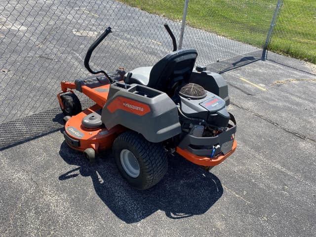 Image of Husqvarna Z254F equipment image 2