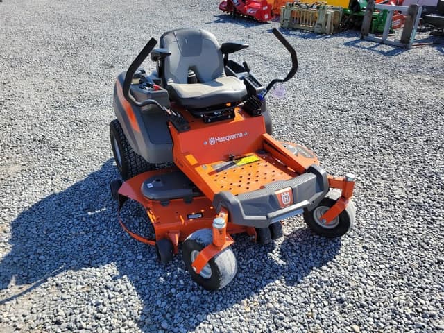Image of Husqvarna Z254F equipment image 4