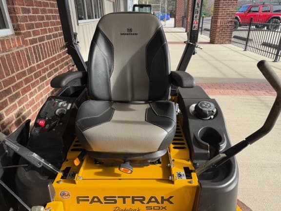 Image of Hustler Raptor SDX equipment image 3
