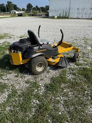 Image of Hustler Raptor equipment image 3