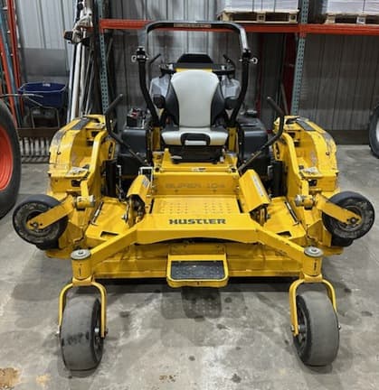 Image of Hustler Super 104 equipment image 4