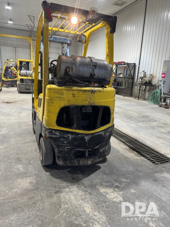 Image of Hyster S50FT equipment image 3