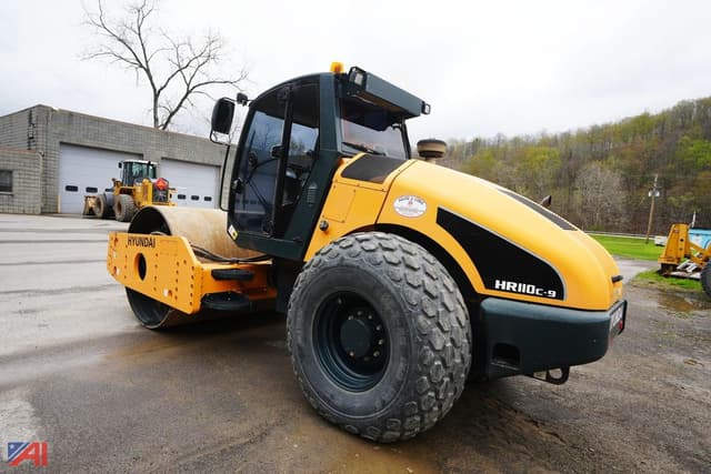 Image of Hyundai HR110C-9 equipment image 1