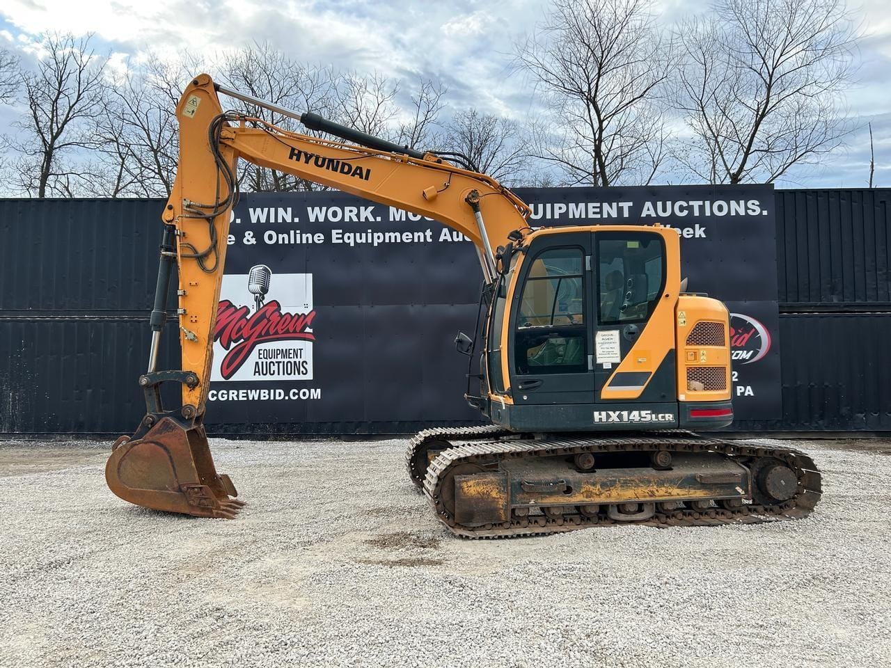 2017 Hyundai HX145 LCR Equipment Image0