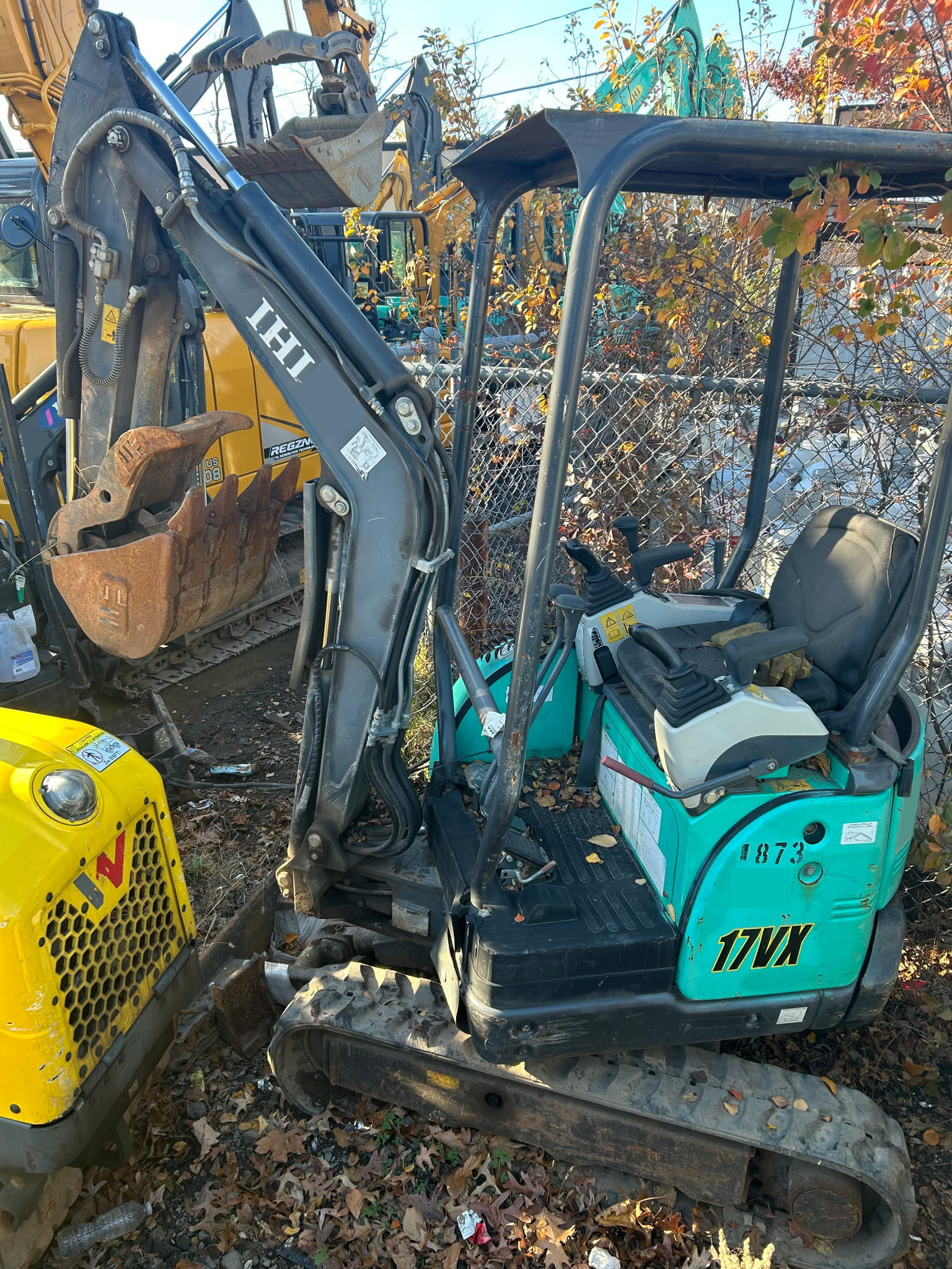 2017 IHI 17VX Equipment Image0