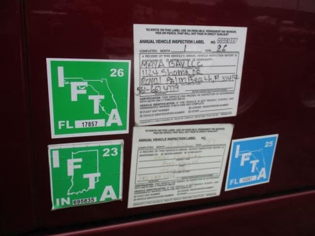 Image of International ProStar Plus 122 equipment image 4
