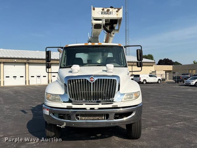 Image of International 4300 equipment image 1