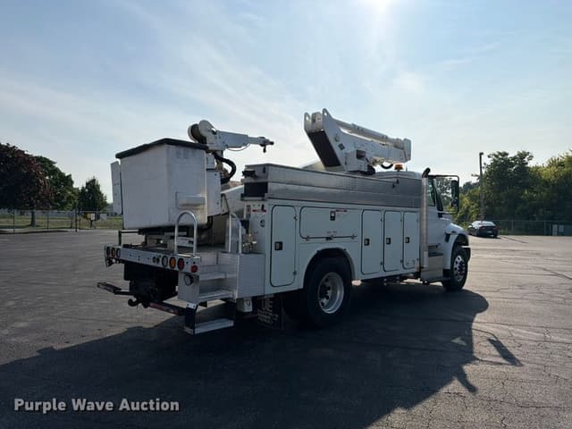 Image of International 4300 equipment image 4