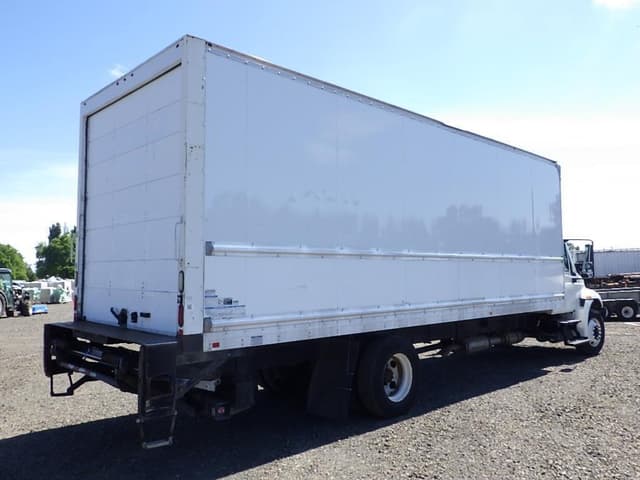 Image of International 4300 SBA equipment image 4